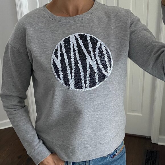 Set of 2 DKNY Gray & CK Jeans White Sweatshirts Size S - Picture 6 of 12